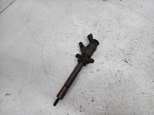 INJECTEUR FORD FOCUS 1.6TDCI 2004-2011 - Vue 1